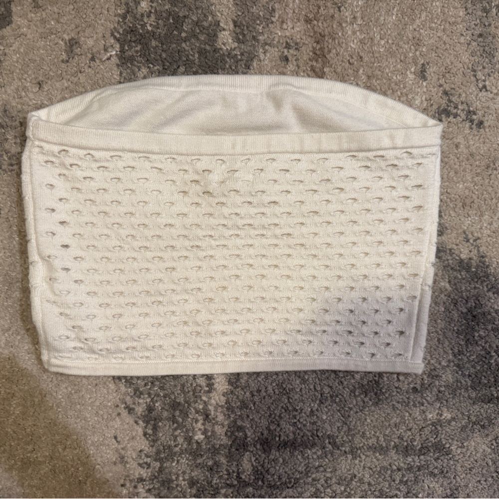 Women’s White Aerie Crop Top - Picture 2 of 6